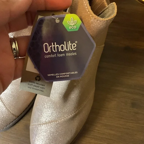 TOMS Women’s Sadie rose gold wedges boots NWT Rose Gold - Picture 9 of 10